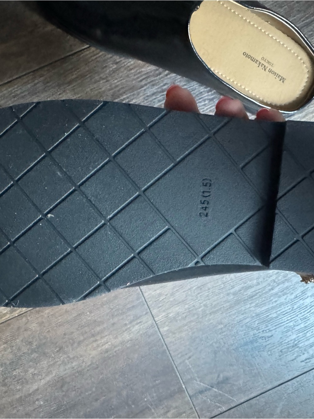 Maison Nakamoto Black Tabi-Style Leather Mules - Picture 5 of 5